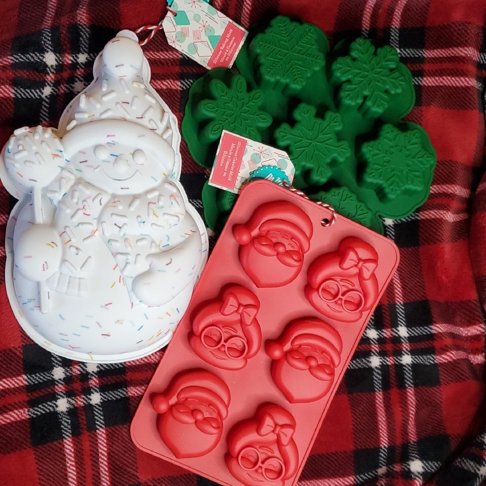 Holiday Silicone‎ Baking Molds - Snowman, Santa, Snowflakes
